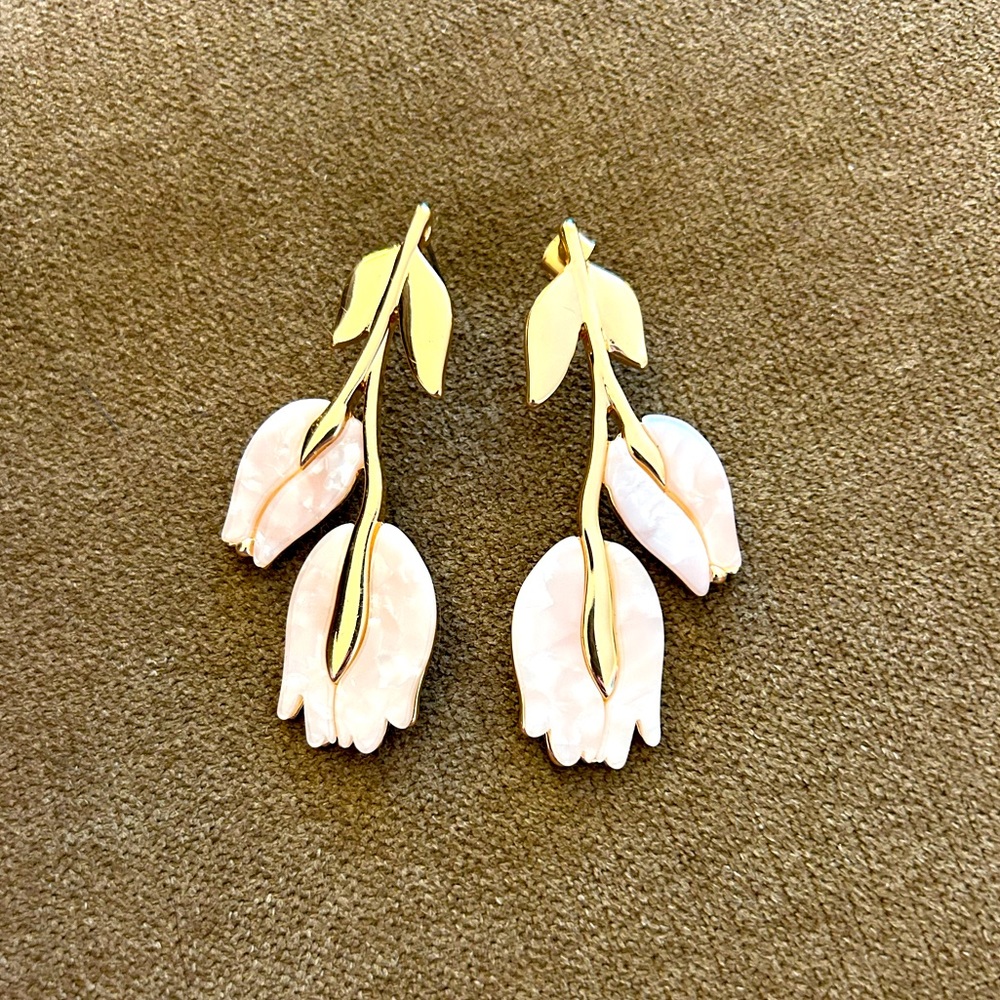 Flower earrings